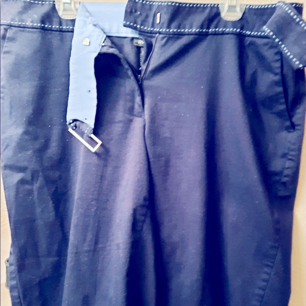Capri pants